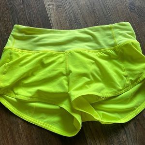 Lululemon speed ups neon yellow 2.5